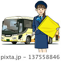 観光バスと旗を持つバスガイド 137558846