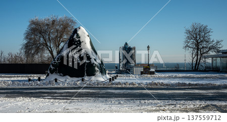 Snowy winter cityscape of UNESCO historic center of Odessa, Ukraine 137559712