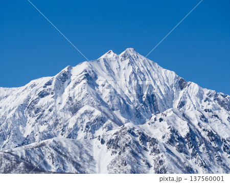 冠雪の槍ヶ岳　北アルプス　 137560001