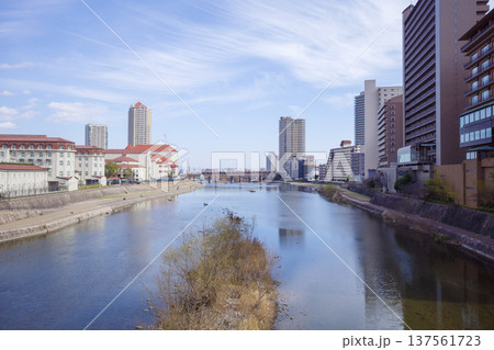 阪急電鉄今津線鉄橋 137561723