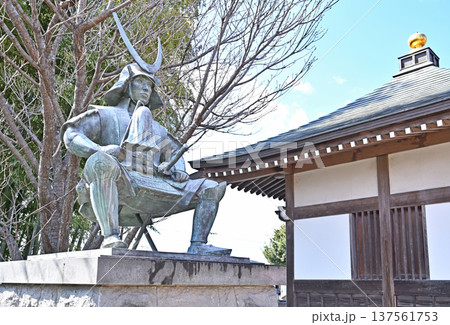 岩槻散歩:曹洞宗 芳林寺 太田氏資公像 岩槻散歩:曹洞宗 芳林寺 太田氏資公像 137561753