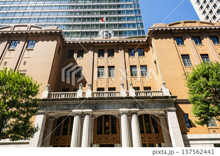 Low-angle view of the Mitsubishi UFJ Trust and Banking Museum, situated in the Marunouchi business and financial district, Chiyoda, Tokyo, Japan. 137562441