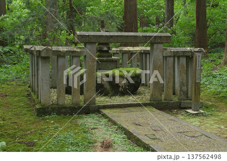 白山平泉寺 楠木正成の供養塔 白山平泉寺 楠木正成の供養塔 137562498