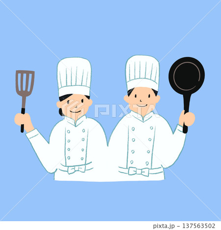調理器具を持つ料理人の男女 137563502