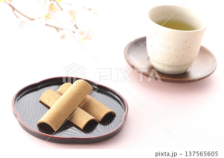 八つ橋とお茶 137565605