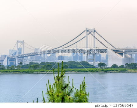 東京・レインボーブリッジ / Rainbow Bridge, Tokyo, Japan 137569547