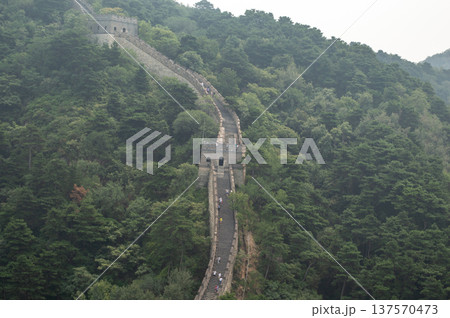 Mutianyu section of the Great wall of China, about 50 kilometers north from Beijing, China 137570473