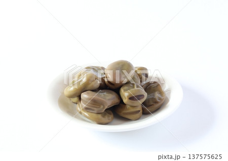 そら豆の煮物 137575625