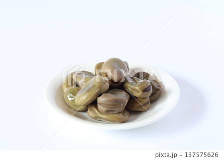 そら豆の煮物 137575626