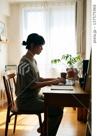 在宅ワーク 137575968