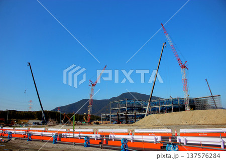 建設機械 クローラークレーン 【北九州市長野津田土地区画整理事業】 137576284