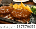 ハンバーグ 137579055