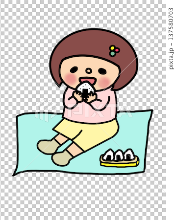 おむすびをほおばるおかっぱ頭の女の子 137580703