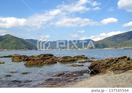 屋形島より蒲江港を望む 屋形島より蒲江港を望む 137585504