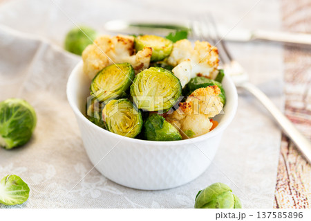 roasted brussels sprouts and cauliflower healthy vegetable bowl roasted brussels sprouts and cauliflower healthy vegetable bowl 137585896
