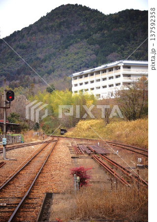 長良川鉄道の風景 美濃市駅から見た風景 長良川鉄道の風景 美濃市駅から見た風景 137592358