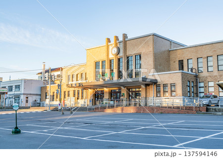 北海道小樽市　夏の北海道　人気の観光地小樽の玄関口　JR小樽駅 137594146