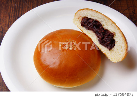 あんぱん 菓子パン あんぱん 菓子パン 137594875