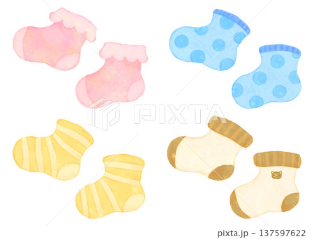 子ども用靴下のイラストセット 137597622