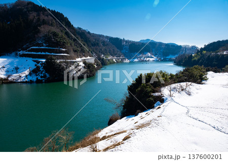 殿ダムの因幡万葉湖　鳥取県鳥取市国府町殿 137600201