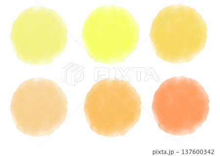 黄色い水彩の円のイラスト素材セット 137600342