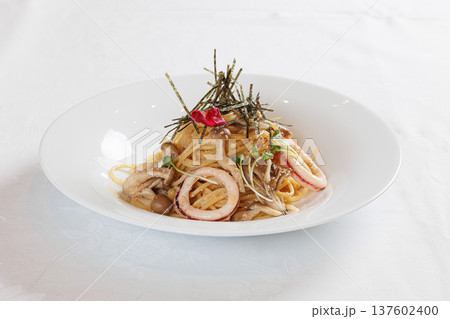 美味しいパスタ　イカと海苔のパスタ 137602400