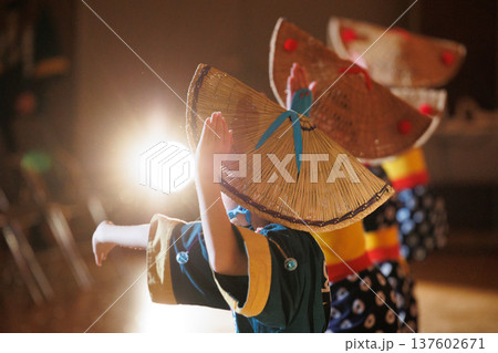 盛岡さんさ踊りを踊るイメージ 137602671