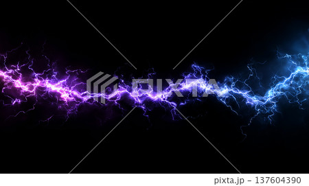 黒背景に輝くサイバーテイストな雷光・エネルギー 137604390