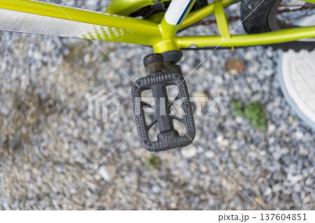 子供用自転車のペダル 子供用自転車のペダル 137604851