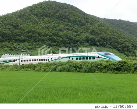 とれいゆ つばさ号　山形新幹線 137605687