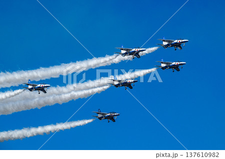 青空の希望   ブルーインパルス 137610982