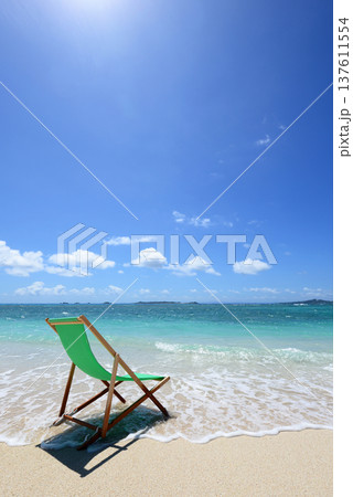 美しい海とさわやかな空 美しい海とさわやかな空 137611554