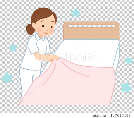 シーツ交換をする女性介護職　看護師　介護士 137613198