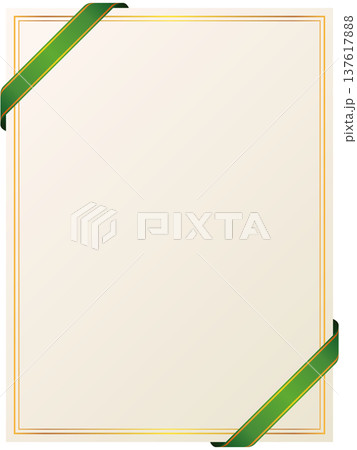 斜め掛けのゴールドライン入りリボンと縦長カードフレームのイラスト（緑） 137617888