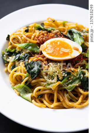 おいしい汁なしタンタン麺 137618249