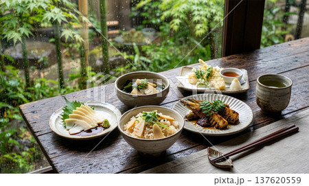 たけのこ料理（たけのこ御飯、若竹煮、素焼き、たけのこの刺身、たけのこの天ぷら） 137620559