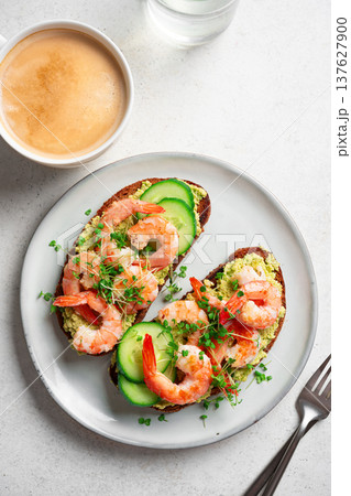 Avocado Shrimp Breakfast Sandwiches Avocado Shrimp Breakfast Sandwiches 137627900