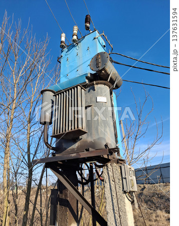 Current transformer, high voltage electric power lines Current transformer, high voltage electric power lines 137631594