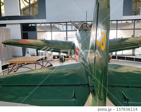 爆撃用の戦闘機 爆撃用の戦闘機 137636114