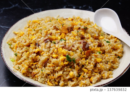 中華チャーハン 137639832