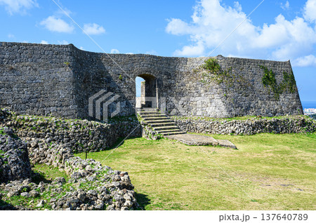 中城城跡 琉球王国の古城 中城城跡 琉球王国の古城 137640789