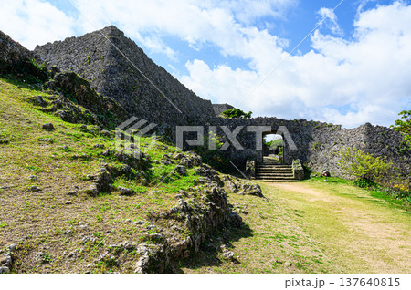 中城城跡　琉球王国の古城 137640815