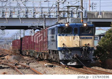 【JR貨物】EF64形1000番台（山陽本線：中庄駅） 137643696