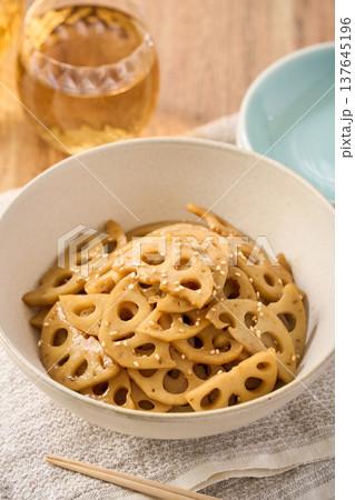 蓮根のきんぴら 和食の副菜・常備菜 137645196