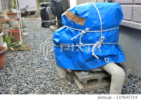 防寒対策した浅井戸用自動ポンプ 防寒対策した浅井戸用自動ポンプ 137645724