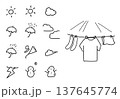 手描きのお天気マークと洗濯物のモノクロイラストセット 137645774