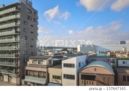 Nov 25 2025 Quiet Residential Streets in Osaka Minato Ward 137647165