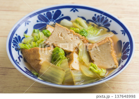 厚揚げと白菜の煮物 137648998