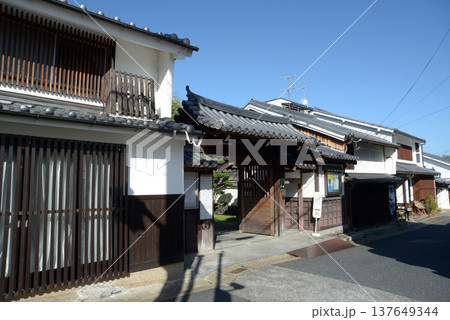 奈良町　徳融寺　山門　奈良市鳴川町 137649344