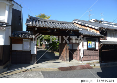 奈良町　徳融寺　山門　奈良市鳴川町 137649384